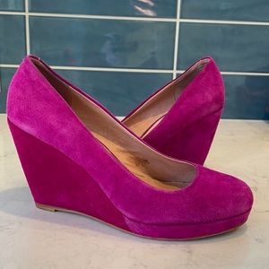 Aldo magenta suede wedges